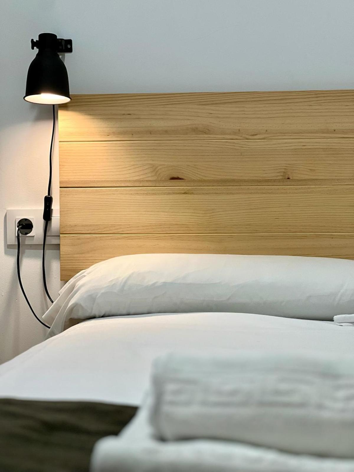 Apartamentos De Pradas Валенсия Екстериор снимка