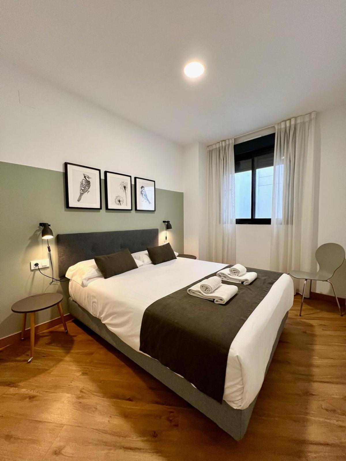 Apartamentos De Pradas Валенсия Екстериор снимка
