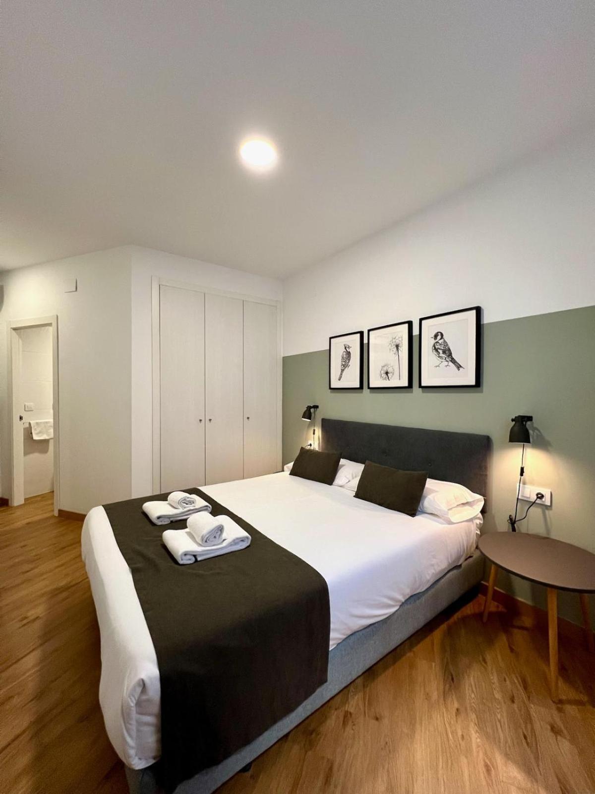 Apartamentos De Pradas Валенсия Екстериор снимка