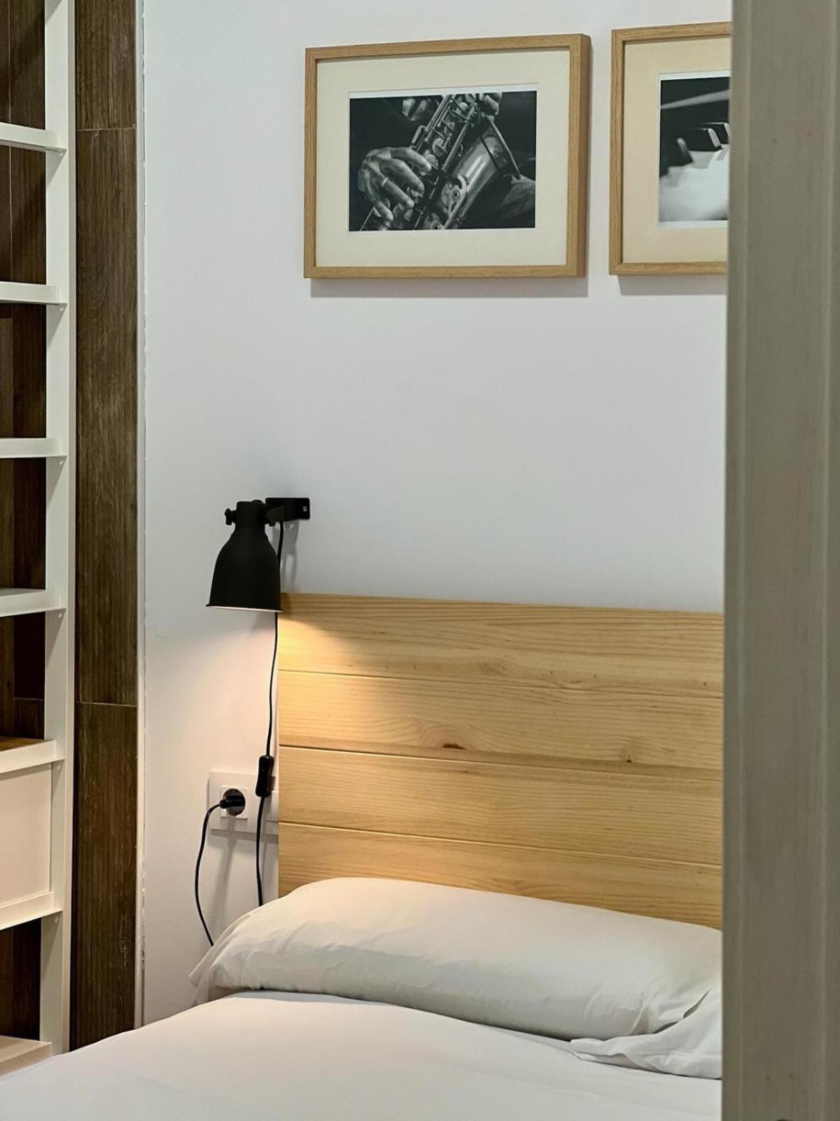 Apartamentos De Pradas Валенсия Екстериор снимка